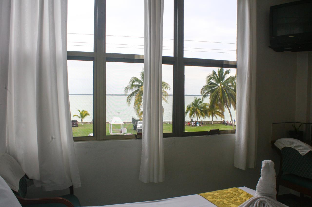 Hotel Maya Corozal Εξωτερικό φωτογραφία